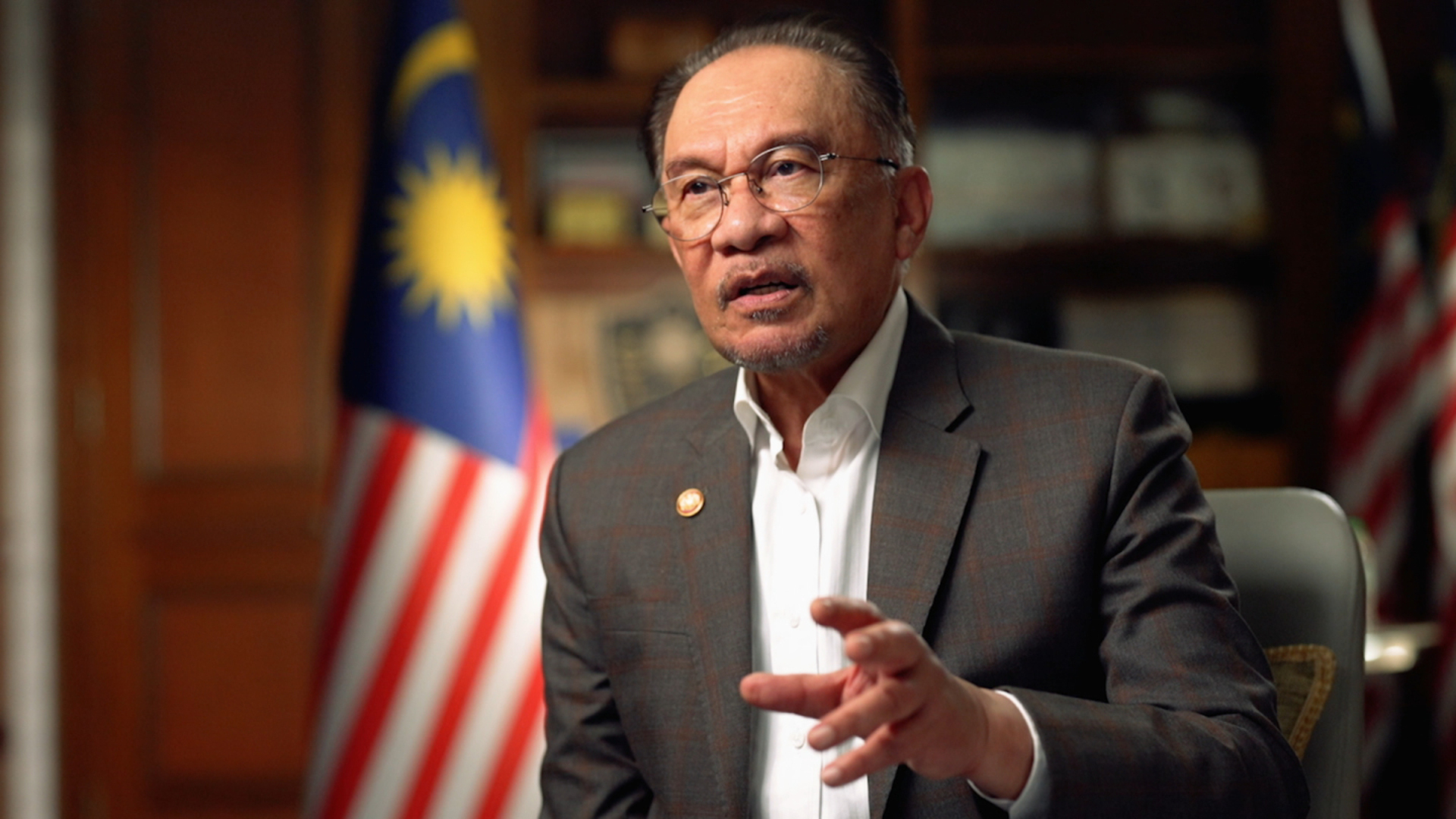 ANWAR IBRAHIM